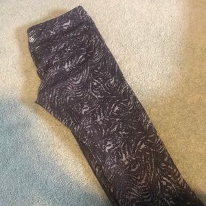 Athleta Crop Leggings